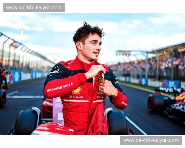 F1新闻:速度之外的故事,赛道内外的每一次心跳